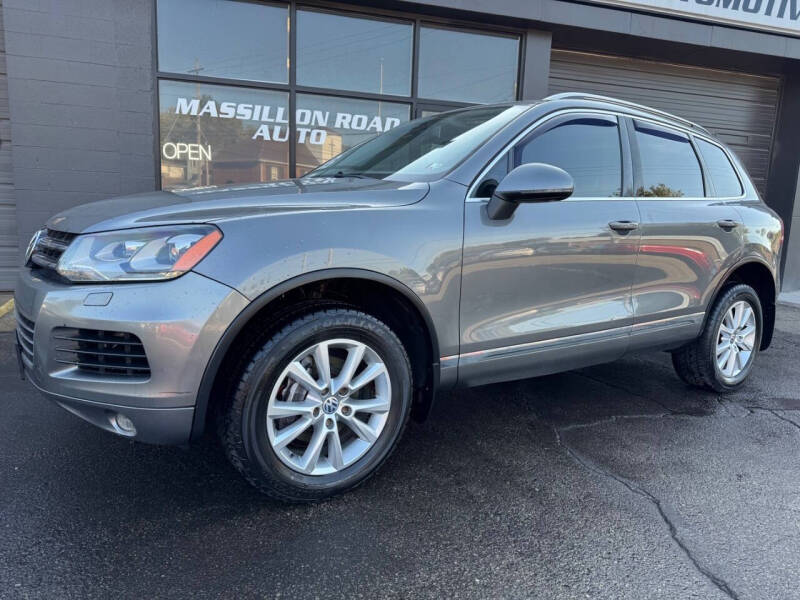 2014 Volkswagen Touareg V6 Sport