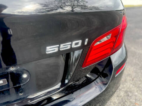 2012 BMW 5 Series 550i xDrive