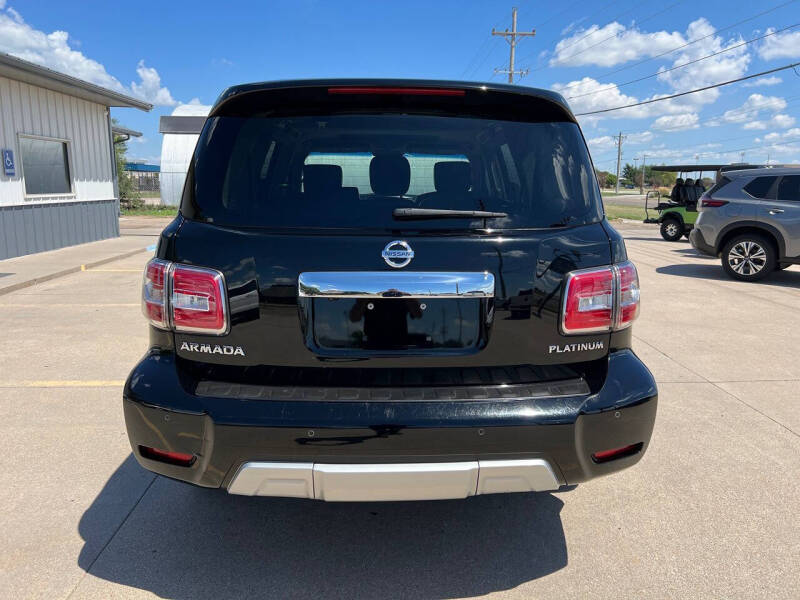 2017 Nissan Armada Platinum