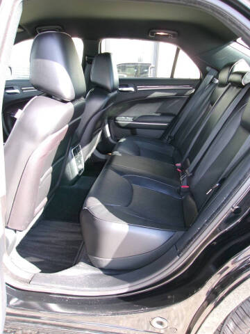 2012 Chrysler 300 Limited