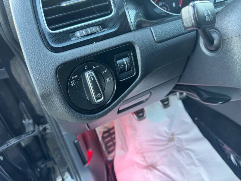 2016 Volkswagen Golf GTI SE