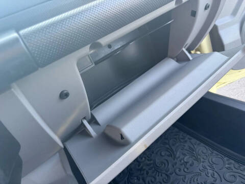 2004 Volkswagen New Beetle Convertible GLS