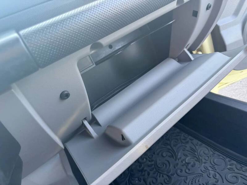 2004 Volkswagen New Beetle Convertible GLS