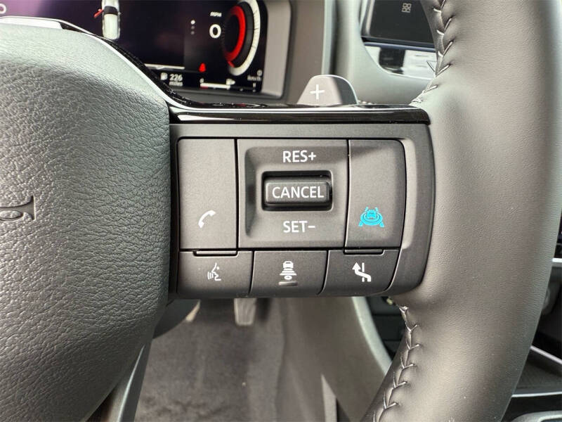 2025 Nissan Rogue SL