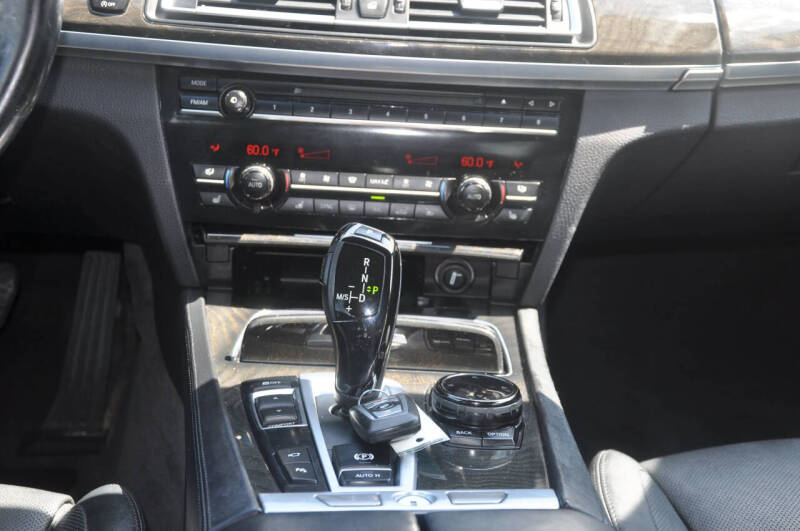 2015 BMW 7 Series 750Li