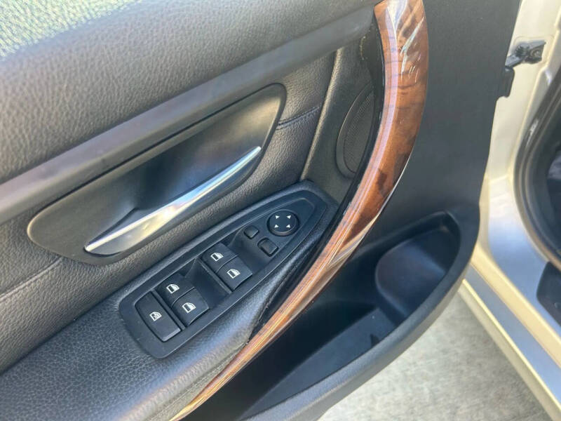 2014 BMW 3 Series 328i