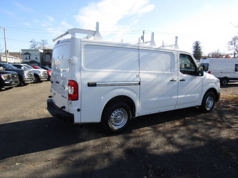 2019 Nissan NV Cargo null photo 7