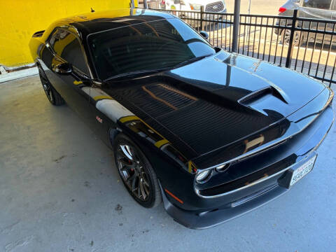 2015 Dodge Challenger SRT 392