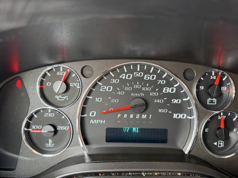 2022 Chevrolet Express 2500