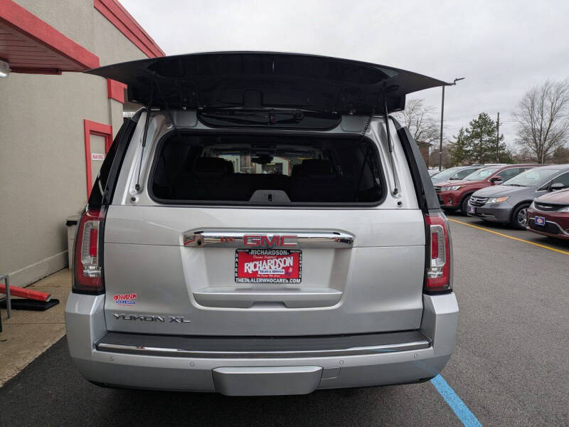 2017 GMC Yukon XL Denali