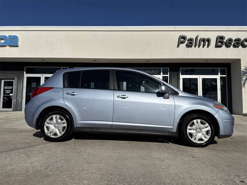 2011 Nissan Versa 1.8 S