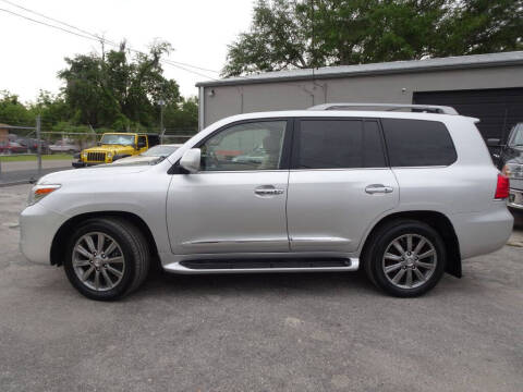 2011 Lexus LX 570