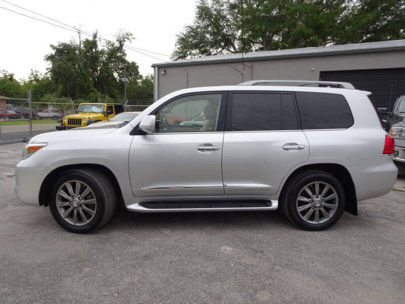 2011 Lexus LX 570