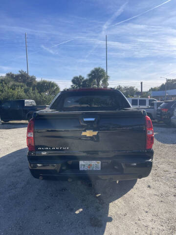 2013 Chevrolet Avalanche LT Black Diamond