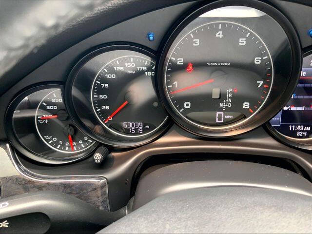 2015 Porsche Panamera 4