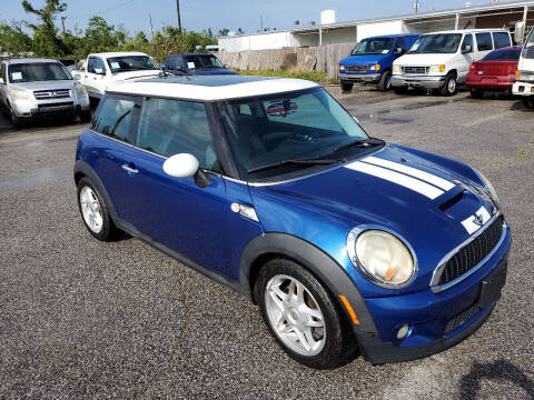 2009 MINI Cooper for sale at Jamrock Auto Sales of Panama City in Panama City FL