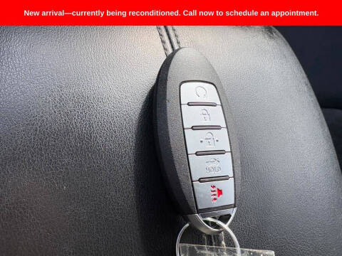 2024 Nissan Pathfinder S