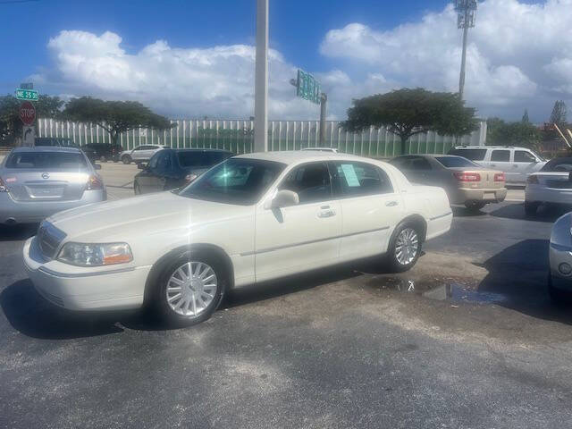 2003 Lincoln Town Car for sale at Turnpike Motors in Pompano Beach FL