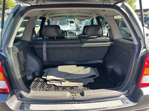 2003 Mazda Tribute ES-V6