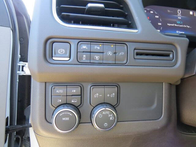 2022 Chevrolet Suburban LT