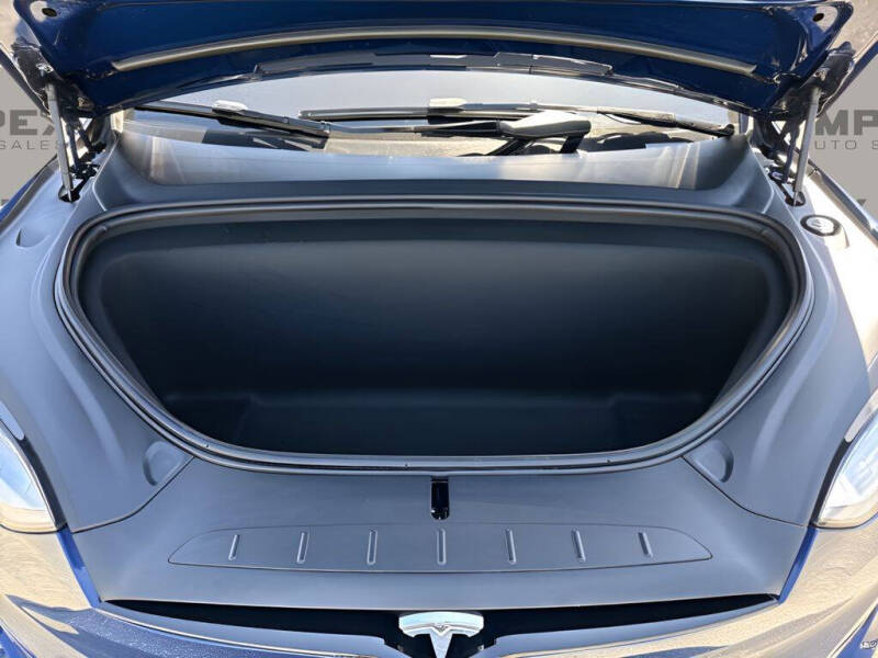 2022 Tesla Model X