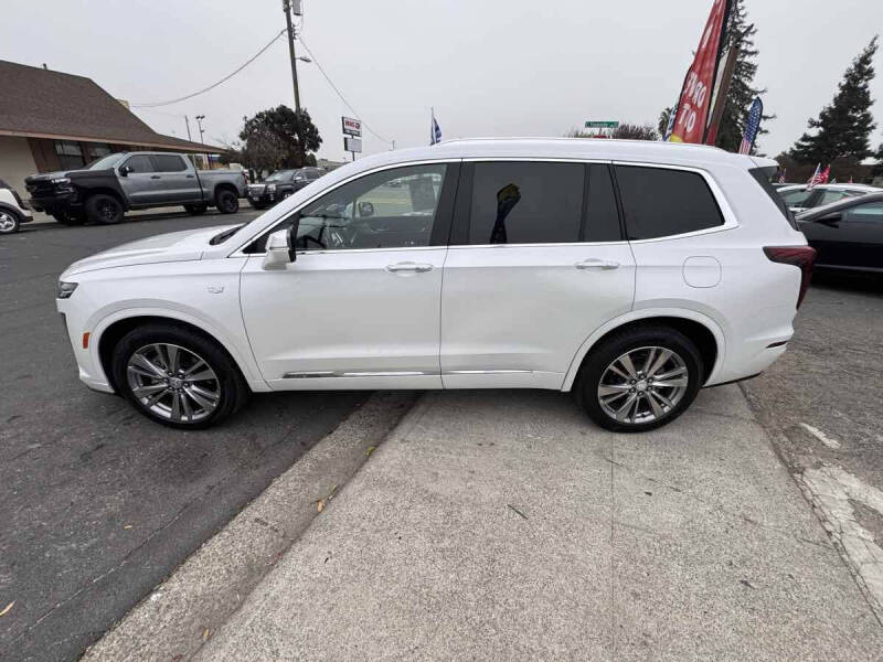 2023 Cadillac XT6 Premium Luxury