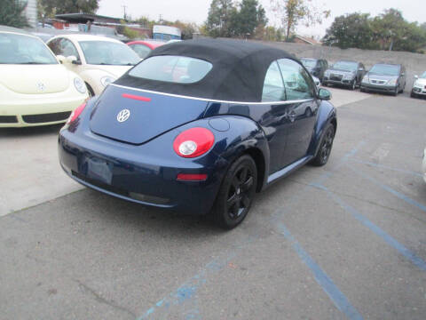 2006 Volkswagen New Beetle Convertible 2.5