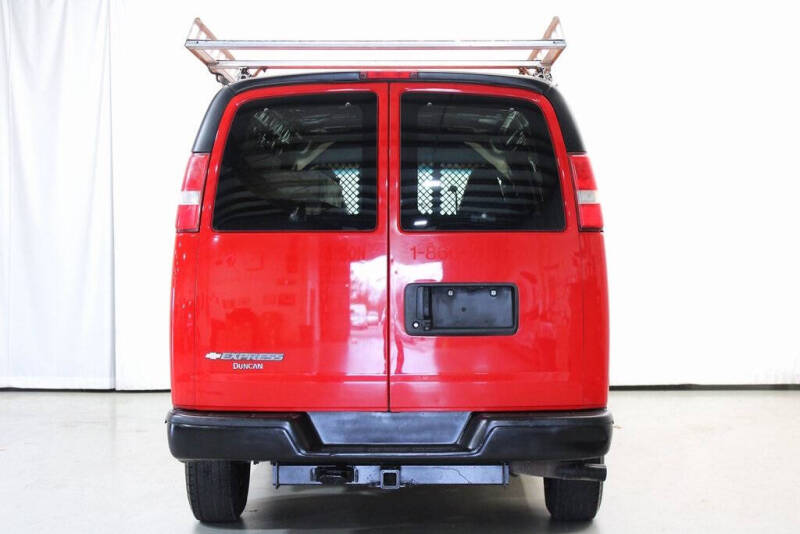 2017 Chevrolet Express 2500