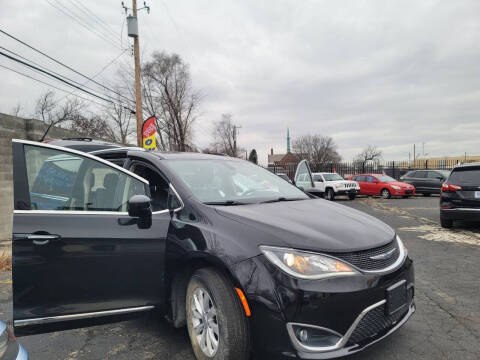 2018 Chrysler Pacifica Touring L