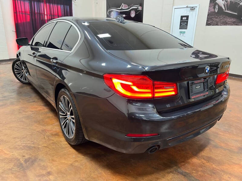 2018 BMW 5 Series 530i