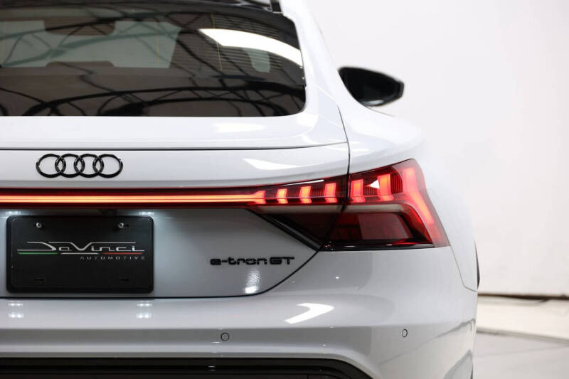 2023 Audi RS e-tron GT quattro