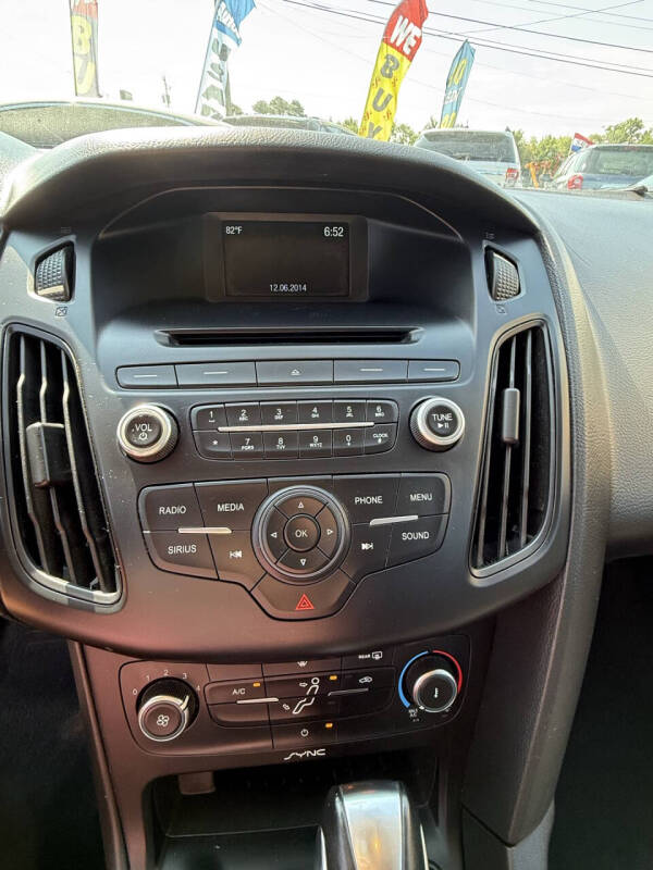 2015 Ford Focus SE