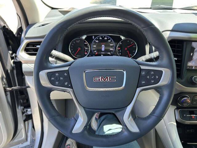 2020 GMC Acadia Denali