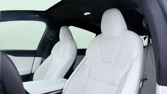 2022 Tesla Model X Plaid