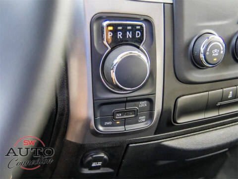 2024 RAM 1500 Classic SLT