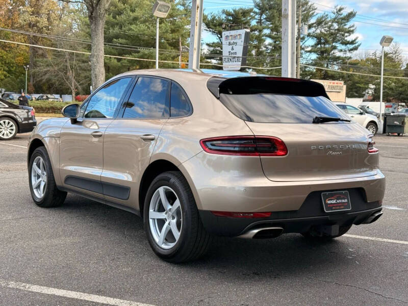 2017 Porsche Macan