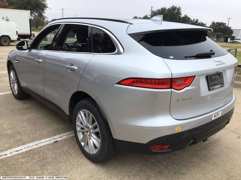2019 Jaguar F-PACE 25t Prestige