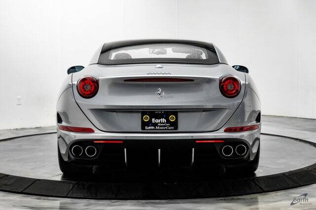 2016 Ferrari California T