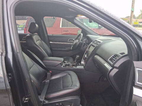 2017 Ford Explorer Sport