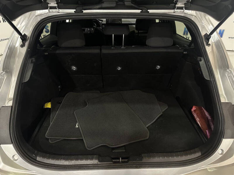 2021 Toyota Corolla Hatchback SE