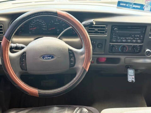 2003 Ford Excursion XLT