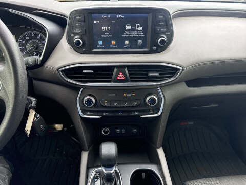 2020 Hyundai Santa Fe SE