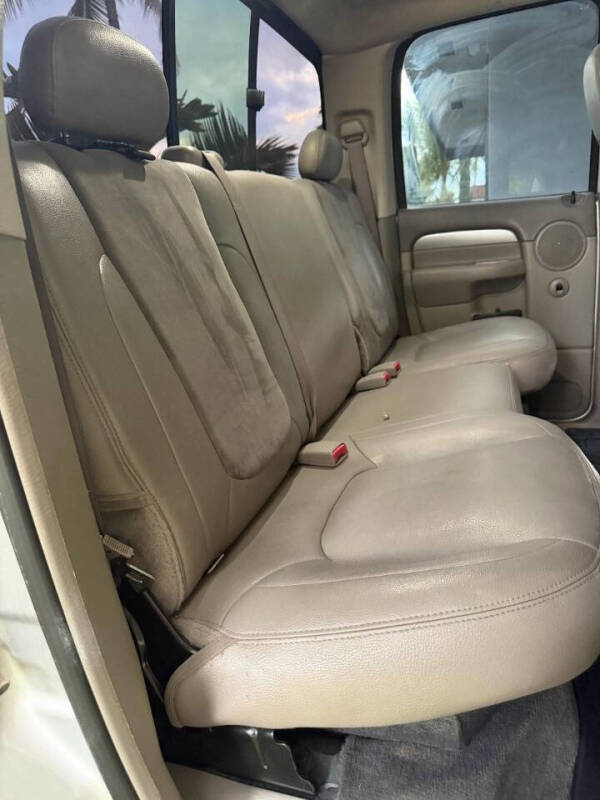 2005 Dodge Ram 3500 SLT