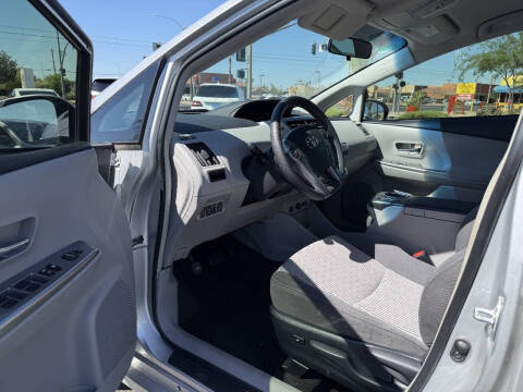 2017 Toyota Prius v Two