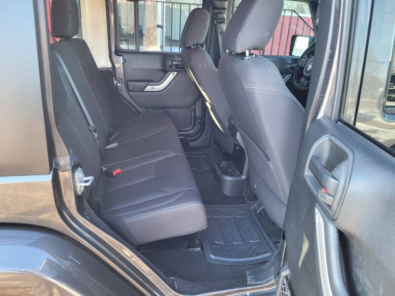 2018 Jeep Wrangler JK Unlimited Sahara