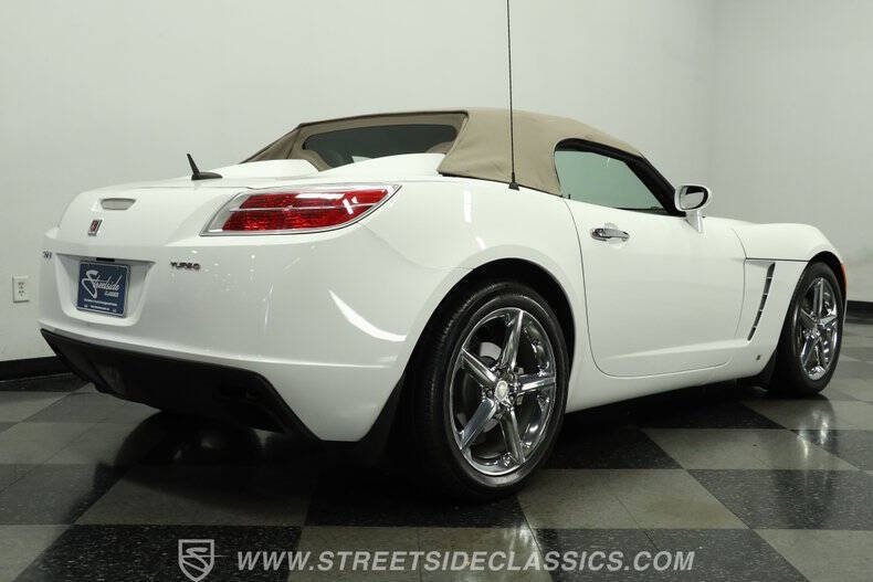 2009 Saturn SKY Red Line