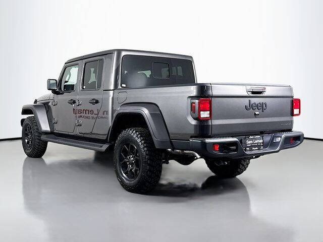 2025 Jeep Gladiator Sport
