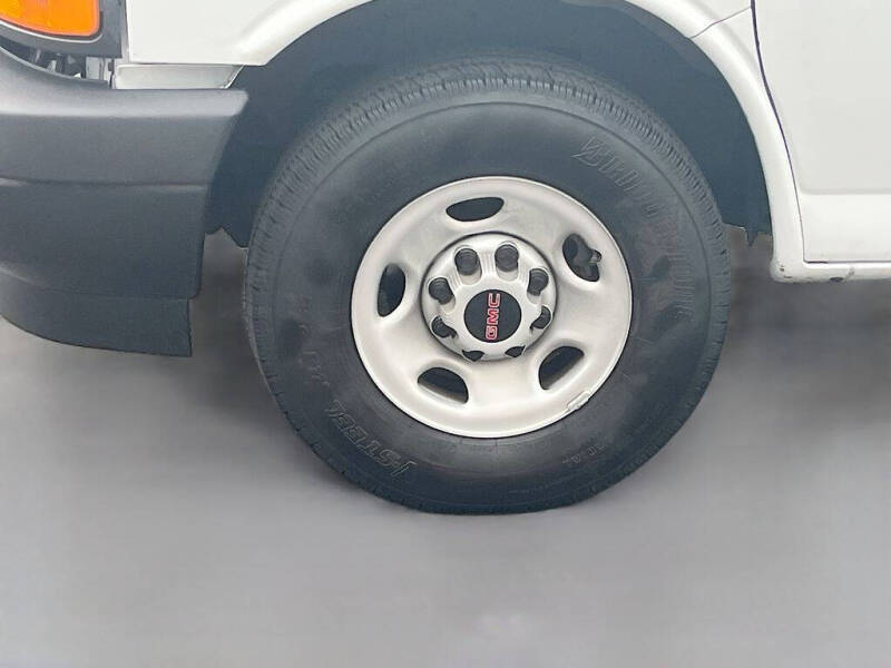 2025 GMC Savana 3500