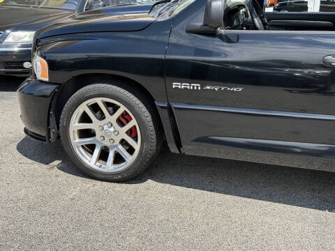 2004 Dodge Ram 1500 SRT-10