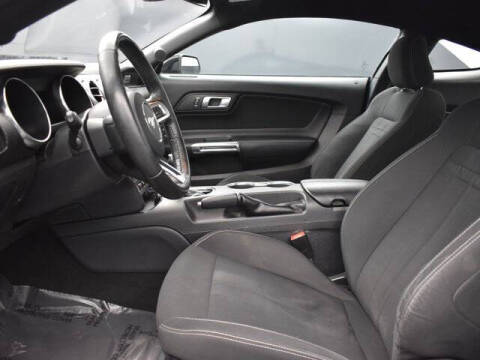 2022 Ford Mustang EcoBoost